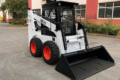 Мини-погрузчик Bull SL700