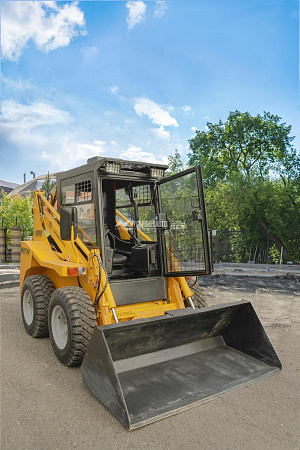 Мини-погрузчик МКСМ-1000НМ
