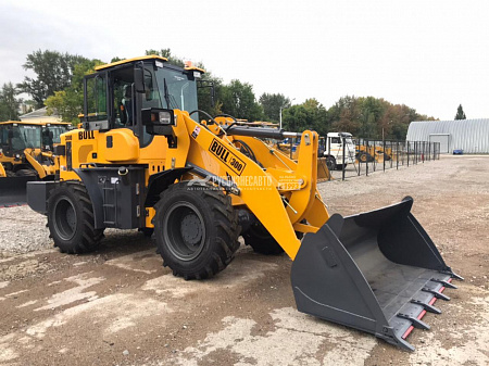 Погрузчик фронтальный одноковшовый Bull SL300
