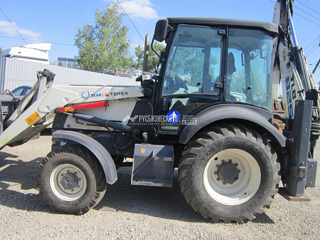 Экскаватор-погрузчик Terex TLB 825-RM б/у (2017 г., 2342 м.ч.)