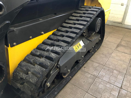 Мини погрузчик New Holland C227 б/у (2017 г., 210 м.ч.)