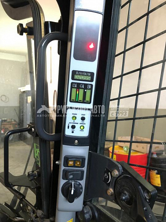 Мини погрузчик New Holland C227 б/у (2017 г., 210 м.ч.)