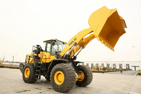 Погрузчик фронтальный одноковшовый SDLG L975F