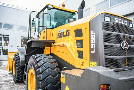 Погрузчик фронтальный одноковшовый SDLG L968F