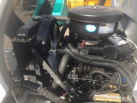 Погрузчик фронтальный одноковшовый Bull SL100