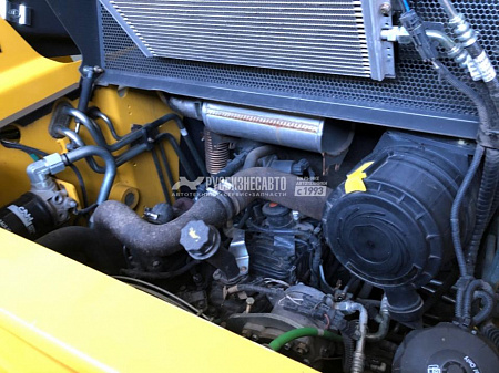 Мини погрузчик New Holland C227 б/у (2017 г., 210 м.ч.)