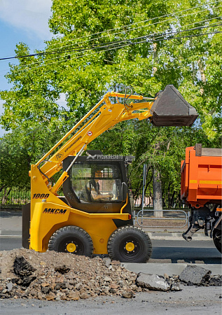 Мини-погрузчик МКСМ-1000НМ