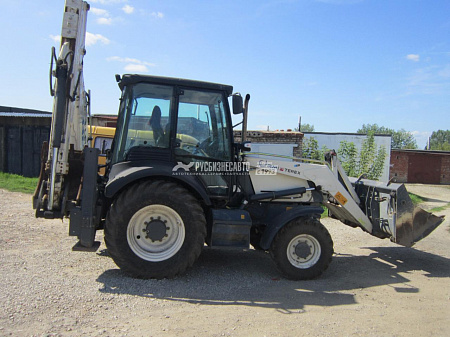 Экскаватор-погрузчик Terex TLB 825-RM б/у (2017 г., 2342 м.ч.)
